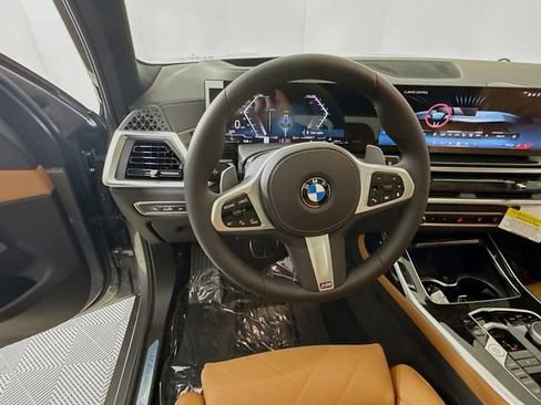 New 2026 BMW X7 xDrive40i w/ M Sport Package image 11