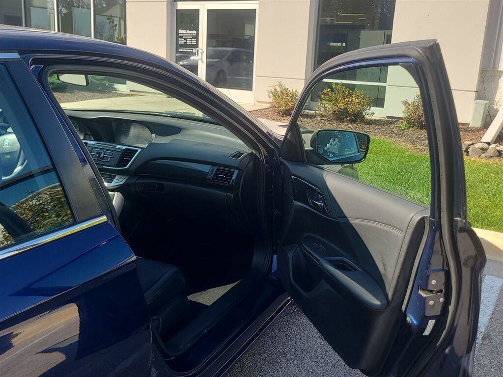 Used 2014 Honda Accord Sport image 18