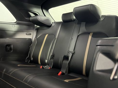 Used 2024 MAZDA CX-90 Plug-In Hybrid w/ Premium Plus image 26