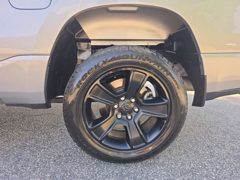 Used 2023 RAM 1500 Big Horn AWD/4WD image 29
