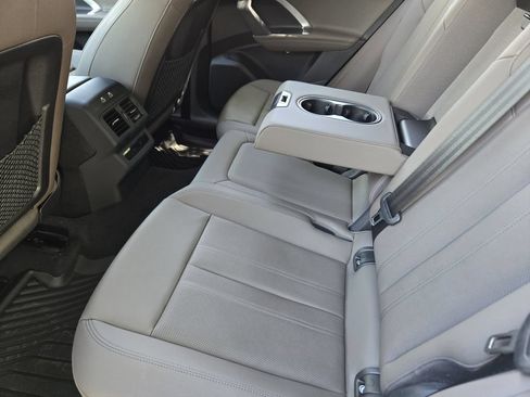 Used 2025 Audi Q5 Premium Plus w/ Premium Plus AWD/4WD image 39