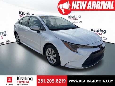 Used 2023 Toyota Corolla LE image 1
