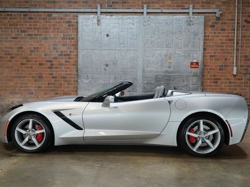 Used 2014 Chevrolet Corvette Stingray Convertible w/ 3LT Preferred Equipment Group RWD image 33