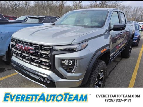 Used 2023 GMC Canyon AT4X image 1