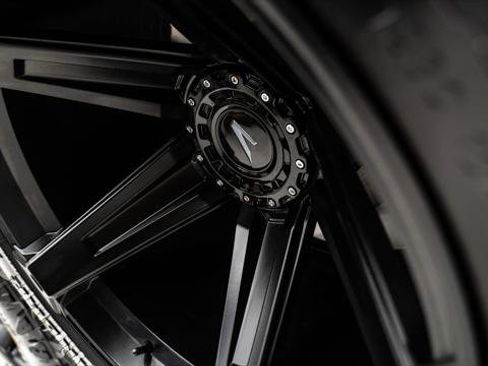 Used 2026 Jeep Gladiator Sport image 14