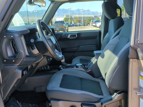 Used 2025 Ford Bronco Big Bend AWD/4WD image 15