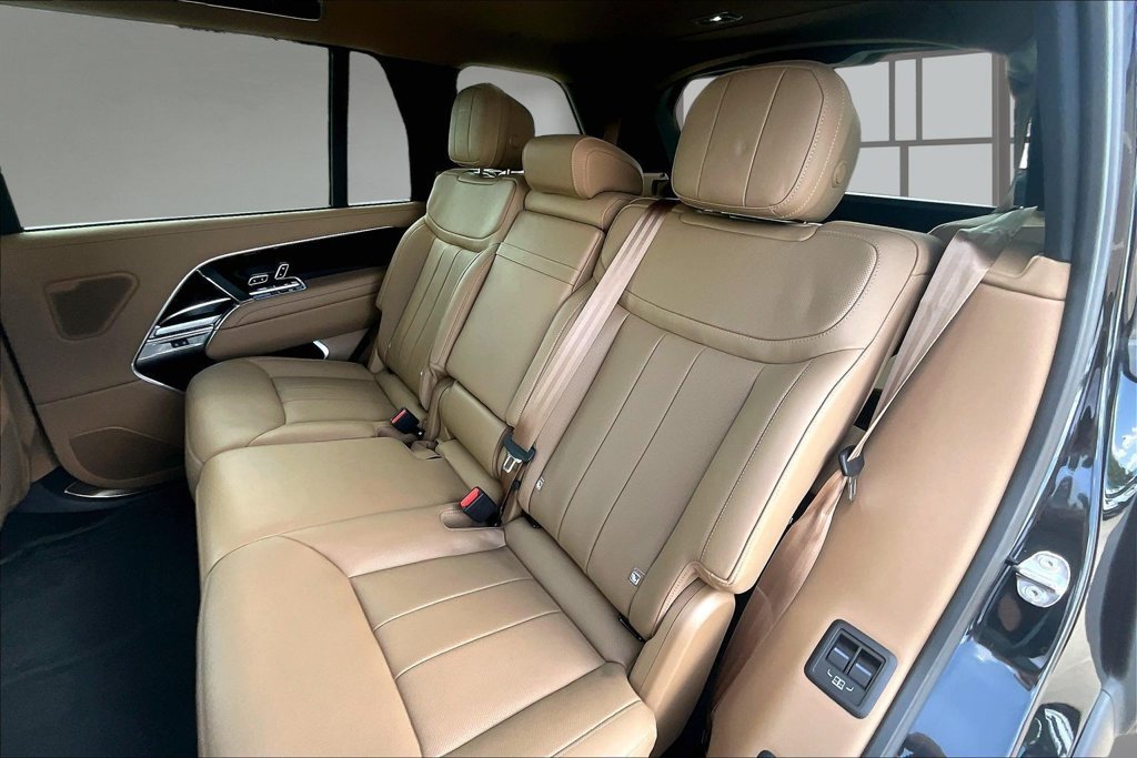 Used 2026 Land Rover Range Rover Long Wheelbase SE AWD/4WD image 26
