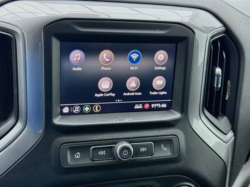 Used 2020 Chevrolet Silverado 1500 Custom w/ Custom Value Package RWD image 9
