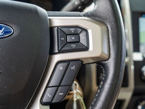 Used 2019 Ford F250 Lariat w/ Chrome Package AWD/4WD image 34