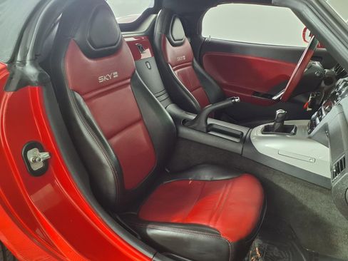 Used 2008 Saturn Sky Red Line RWD image 10
