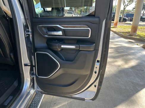Used 2020 RAM 1500 Laramie image 31