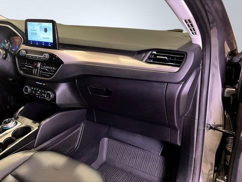 Used 2022 Ford Escape SEL image 25