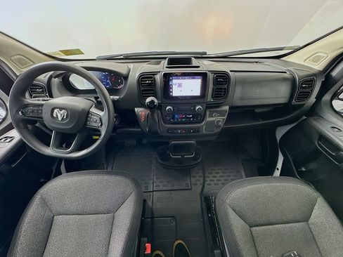 Used 2025 RAM ProMaster 2500 w/ U-Haul Equipment Group FWD image 10