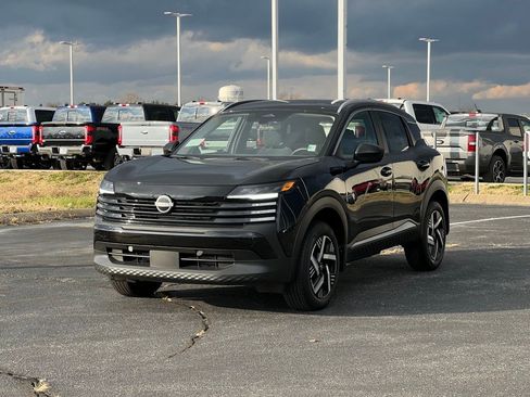 New 2026 Nissan Kicks SV image 8