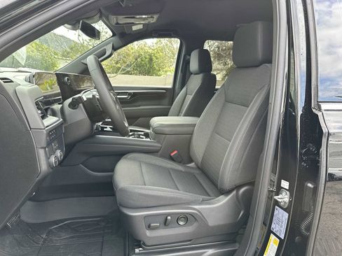 New 2026 Chevrolet Tahoe LS image 15