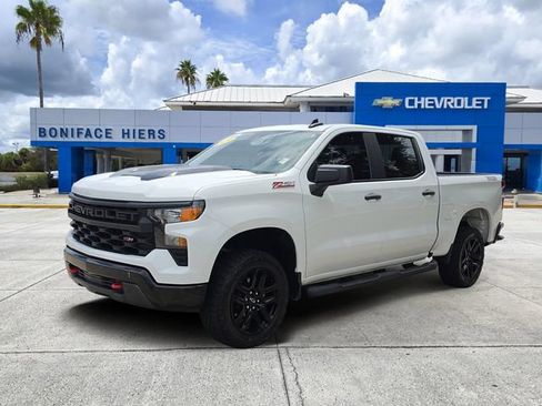 Used 2024 Chevrolet Silverado 1500 Custom Trail Boss AWD/4WD image 2