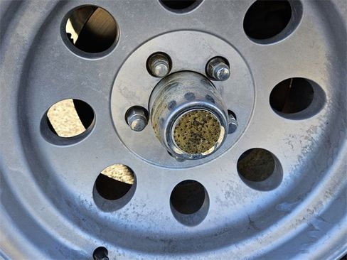 Used 2002 Jeep Wrangler X image 8