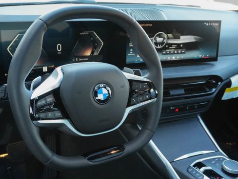 Certified 2025 BMW 430i Coupe w/ Convenience Package image 10