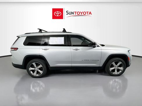 Used 2021 Jeep Grand Cherokee L Limited RWD image 2