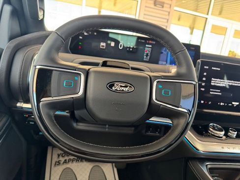 New 2025 Ford Expedition Max Platinum w/ Stealth Performance Package image 17