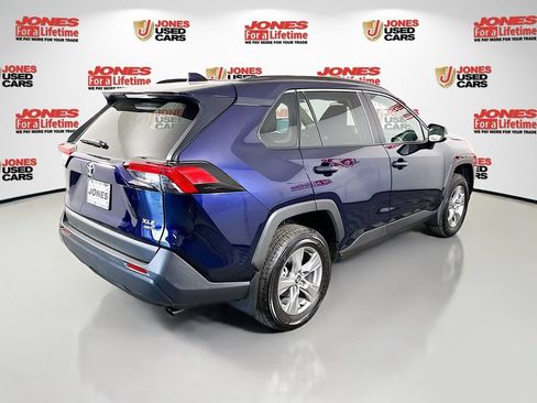 Certified 2024 Toyota RAV4 XLE w/ Convenience Package AWD/4WD image 17