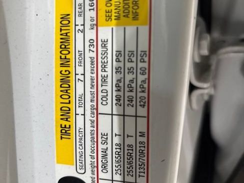 Used 2023 Chevrolet Traverse LT AWD/4WD image 47