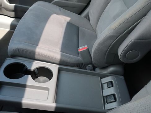 Used 2011 Honda CR-V EX image 24