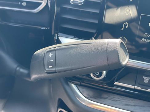 New 2025 GMC Sierra 2500 SLT image 16