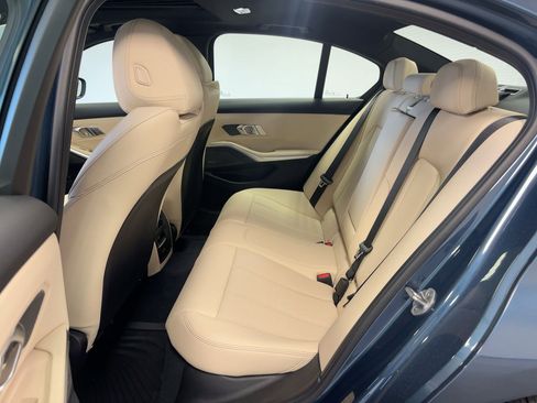 Used 2026 BMW 330i Sedan w/ Convenience Package image 14