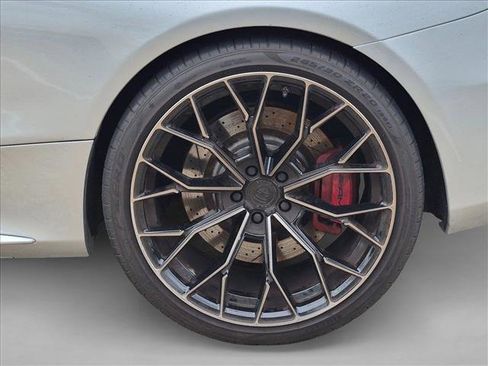 Used 2017 Mercedes-Benz C 63 AMG S image 20