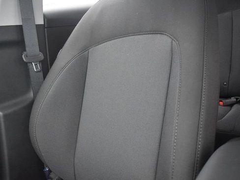 Used 2026 Hyundai Kona SE image 10