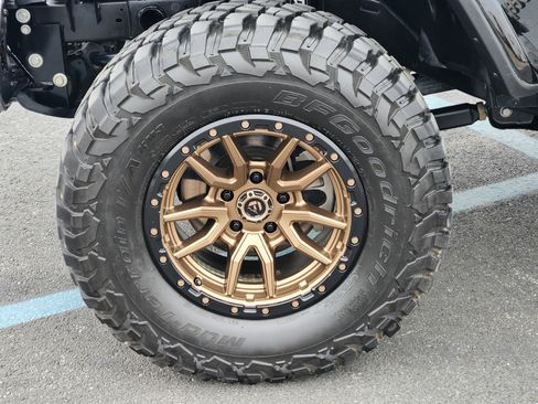 Used 2021 Jeep Wrangler Unlimited Rubicon image 29