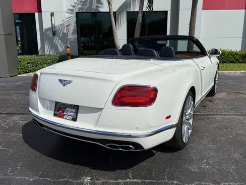 Used 2017 Bentley Continental GT image 15