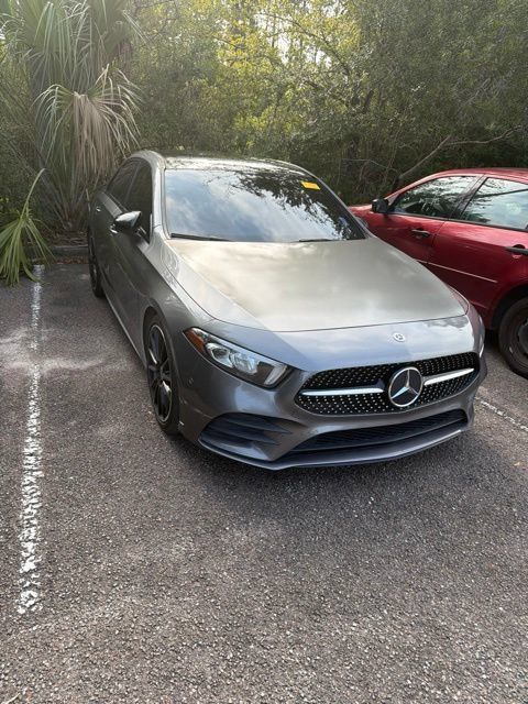 Used 2019 Mercedes-Benz A 220 4MATIC image 3