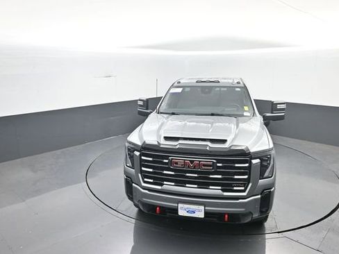 Used 2025 GMC Sierra 2500 AT4 w/ AT4 Premium Plus Package AWD/4WD image 27