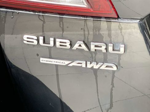 Used 2019 Subaru Outback 2.5i Limited AWD/4WD image 11
