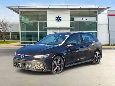 New 2026 Volkswagen GTI SE image 2