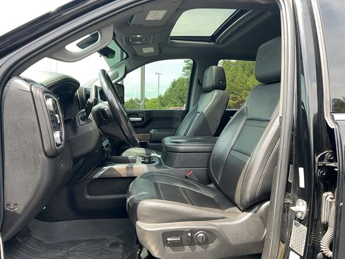 Used 2020 GMC Sierra 2500 Denali w/ Denali Ultimate Package AWD/4WD image 11