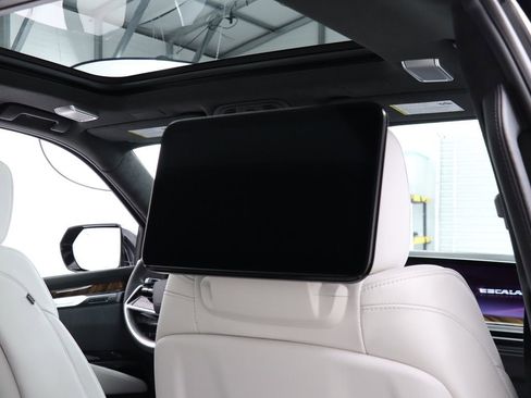 Used 2026 Cadillac Escalade Platinum Sport image 47