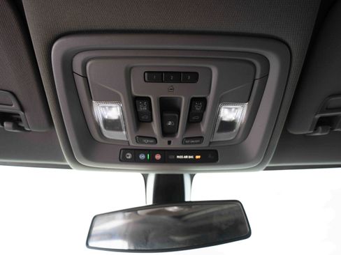 Used 2021 Chevrolet Silverado 1500 RST w/ Convenience Package II AWD/4WD image 18
