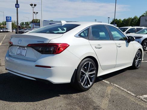 Certified 2024 Honda Civic Touring image 6