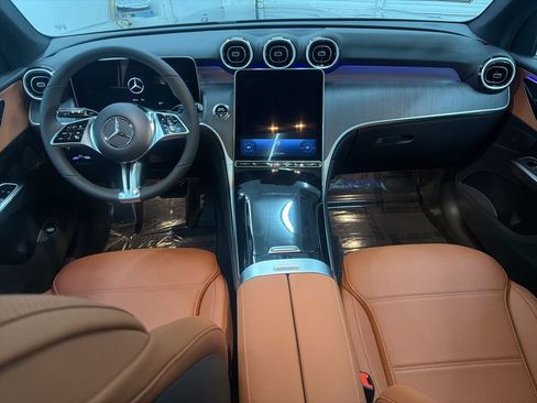 New 2026 Mercedes-Benz GLC 300 image 22