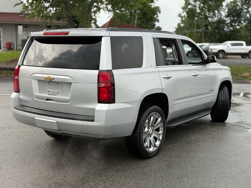 Used 2020 Chevrolet Tahoe LT w/ Luxury Package RWD image 7