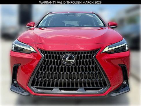 Used 2023 Lexus NX 250 FWD image 3