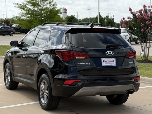 Used 2018 Hyundai Santa Fe Sport w/ 2.4L Value Package 02 FWD image 4