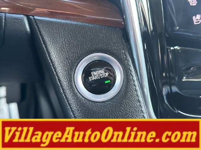 Used 2018 Cadillac Escalade Luxury AWD/4WD image 30