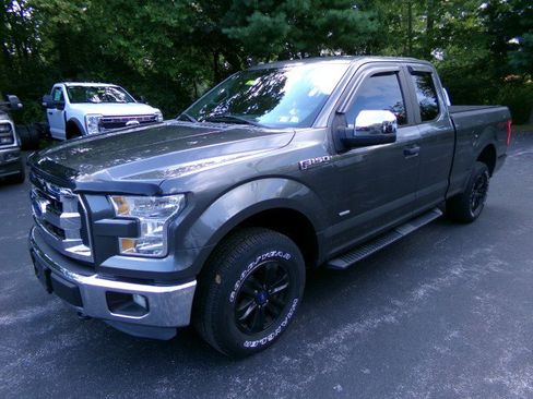Used 2015 Ford F150 XL w/ Equipment Group 101A Mid AWD/4WD image 5