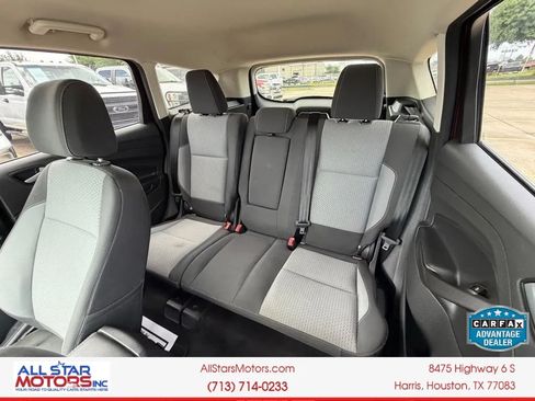 Used 2017 Ford Escape SE FWD image 17