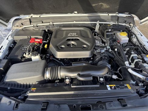 Used 2023 Jeep Wrangler Unlimited Willys image 27