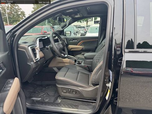 New 2026 GMC Canyon Denali AWD/4WD image 20